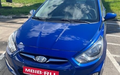 Hyundai Solaris II рестайлинг, 2013 год, 1 000 000 рублей, 1 фотография