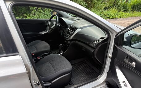 Hyundai Solaris II рестайлинг, 2015 год, 780 000 рублей, 11 фотография