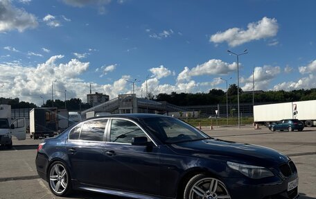 BMW 5 серия, 2004 год, 850 000 рублей, 2 фотография