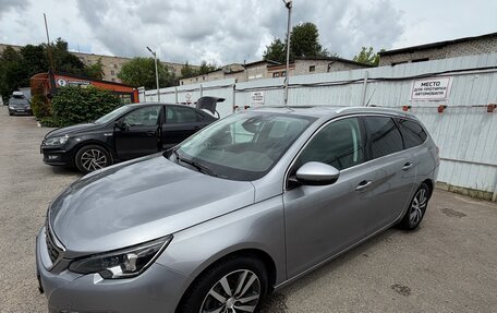 Peugeot 308 II, 2020 год, 1 430 000 рублей, 2 фотография