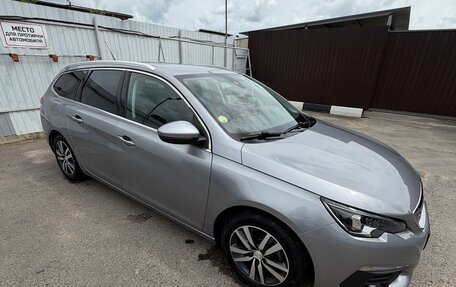 Peugeot 308 II, 2020 год, 1 430 000 рублей, 3 фотография