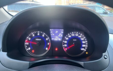 Hyundai Solaris II рестайлинг, 2013 год, 1 000 000 рублей, 24 фотография