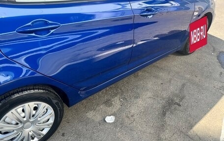 Hyundai Solaris II рестайлинг, 2013 год, 1 000 000 рублей, 19 фотография