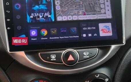 Hyundai Solaris II рестайлинг, 2016 год, 1 020 000 рублей, 20 фотография