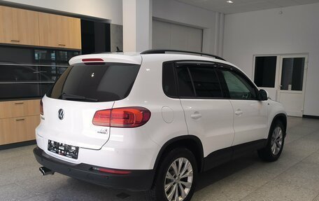 Volkswagen Tiguan I, 2016 год, 1 450 000 рублей, 7 фотография