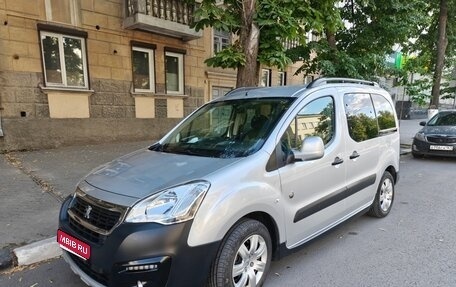 Peugeot Partner II рестайлинг 2, 2016 год, 1 185 000 рублей, 1 фотография