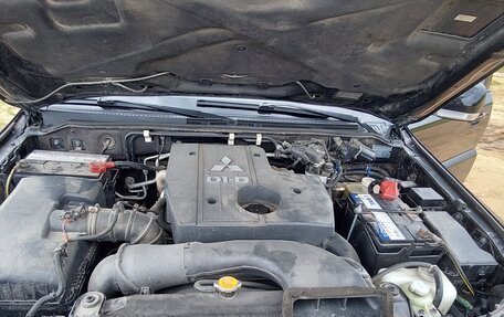 Mitsubishi Pajero IV, 2007 год, 1 307 000 рублей, 23 фотография