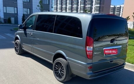 Mercedes-Benz Viano, 2011 год, 2 600 000 рублей, 3 фотография