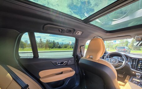Volvo V60 Cross Country II, 2020 год, 4 700 000 рублей, 20 фотография