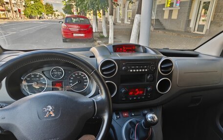 Peugeot Partner II рестайлинг 2, 2016 год, 1 185 000 рублей, 6 фотография