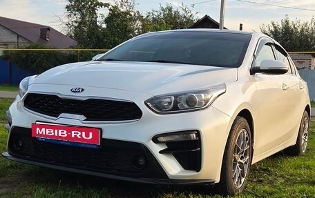 KIA Cerato IV, 2019 год, 1 900 000 рублей, 2 фотография