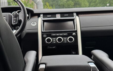 Land Rover Discovery IV, 2017 год, 3 290 000 рублей, 20 фотография
