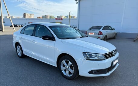 Volkswagen Jetta VI, 2014 год, 720 000 рублей, 4 фотография