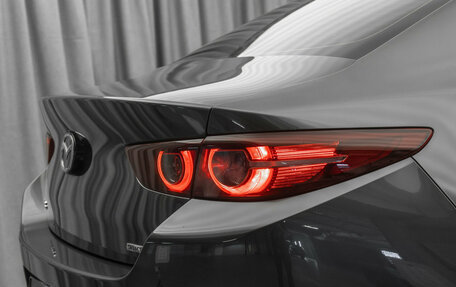 Mazda 3, 2022 год, 2 420 000 рублей, 29 фотография
