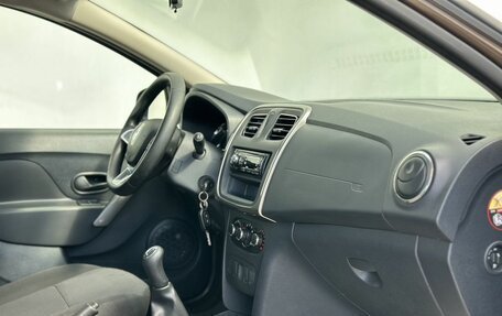 Renault Logan II, 2019 год, 930 000 рублей, 11 фотография