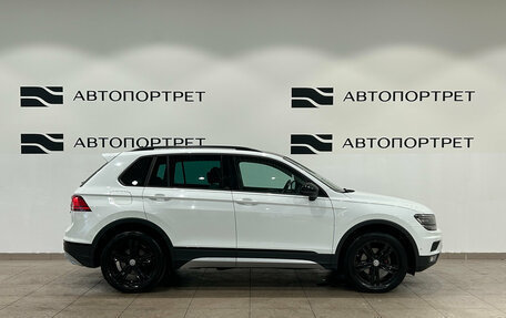 Volkswagen Tiguan II, 2018 год, 2 099 000 рублей, 8 фотография