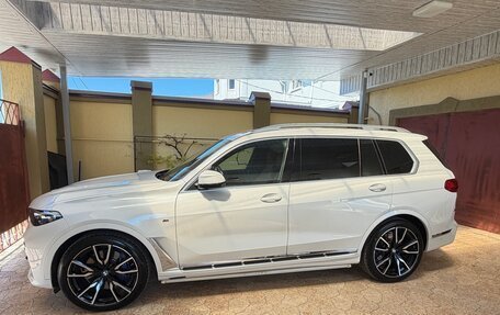 BMW X7, 2022 год, 8 950 000 рублей, 2 фотография