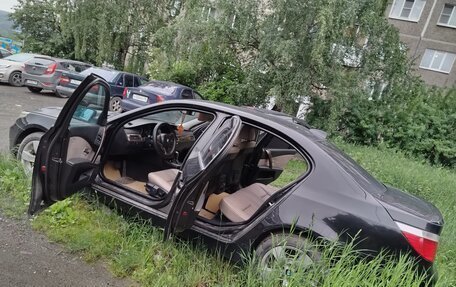 BMW 5 серия, 2005 год, 900 000 рублей, 3 фотография