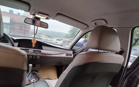 BMW 5 серия, 2005 год, 900 000 рублей, 5 фотография