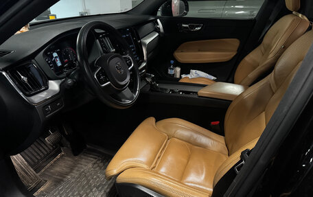 Volvo XC60 II, 2018 год, 4 300 000 рублей, 3 фотография