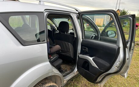 Mitsubishi Outlander III рестайлинг 3, 2008 год, 1 350 000 рублей, 11 фотография