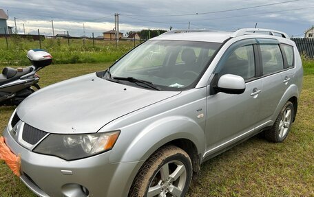Mitsubishi Outlander III рестайлинг 3, 2008 год, 1 350 000 рублей, 26 фотография