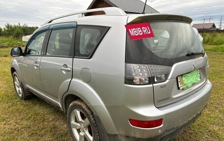 Mitsubishi Outlander III рестайлинг 3, 2008 год, 1 350 000 рублей, 25 фотография