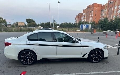 BMW 5 серия, 2019 год, 2 800 000 рублей, 2 фотография