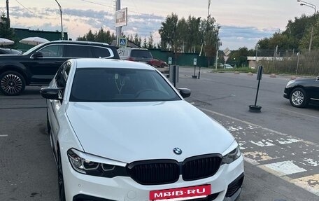 BMW 5 серия, 2019 год, 2 800 000 рублей, 3 фотография