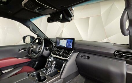 Toyota Land Cruiser, 2024 год, 11 500 000 рублей, 13 фотография