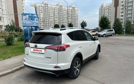 Toyota RAV4, 2017 год, 2 250 000 рублей, 3 фотография