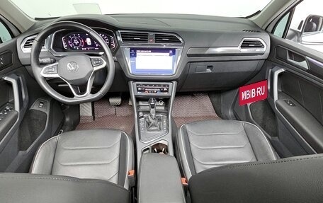 Volkswagen Tiguan II, 2023 год, 2 400 999 рублей, 8 фотография