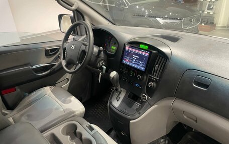 Hyundai Grand Starex Grand Starex I рестайлинг 2, 2009 год, 1 280 000 рублей, 13 фотография