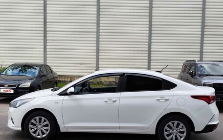 Hyundai Solaris II рестайлинг, 2021 год, 1 335 000 рублей, 3 фотография