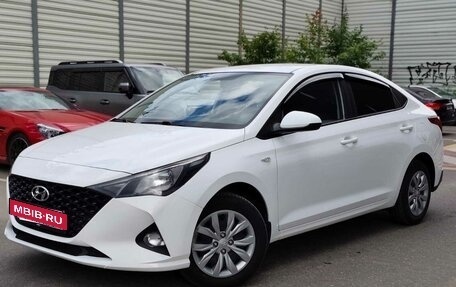 Hyundai Solaris II рестайлинг, 2021 год, 1 335 000 рублей, 14 фотография