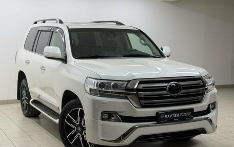 Toyota Land Cruiser 200, 2016 год, 5 400 000 рублей, 3 фотография