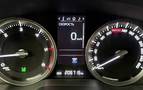 Toyota Land Cruiser 200, 2016 год, 5 400 000 рублей, 20 фотография
