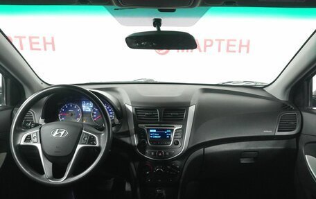 Hyundai Solaris II рестайлинг, 2016 год, 1 035 000 рублей, 15 фотография