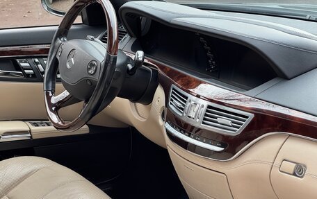 Mercedes-Benz S-Класс, 2006 год, 1 800 000 рублей, 7 фотография