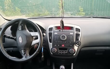 KIA cee'd I рестайлинг, 2010 год, 410 000 рублей, 4 фотография