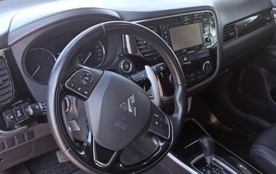 Mitsubishi Outlander III рестайлинг 3, 2017 год, 2 000 000 рублей, 1 фотография