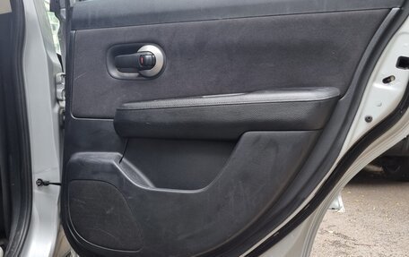 Nissan Tiida, 2011 год, 550 000 рублей, 12 фотография