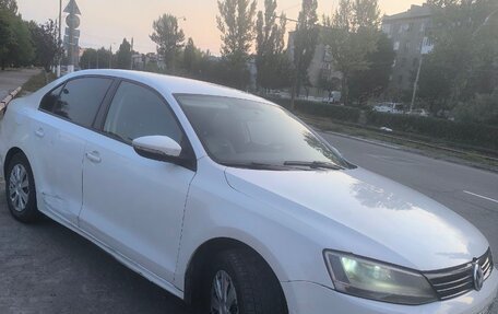 Volkswagen Jetta VI, 2015 год, 820 000 рублей, 3 фотография