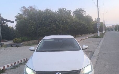 Volkswagen Jetta VI, 2015 год, 820 000 рублей, 13 фотография