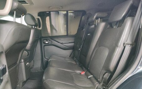 Nissan Pathfinder, 2008 год, 825 000 рублей, 11 фотография