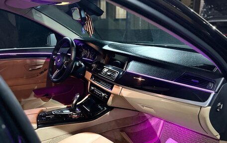 BMW 5 серия, 2011 год, 1 500 000 рублей, 4 фотография