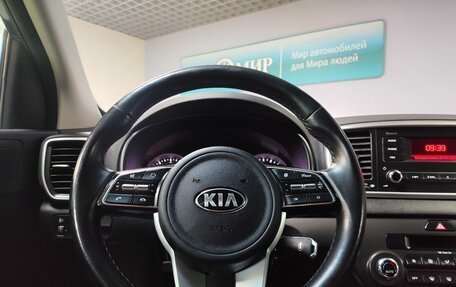 KIA Sportage IV рестайлинг, 2020 год, 2 099 000 рублей, 15 фотография