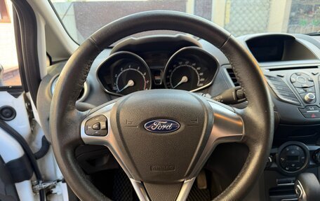 Ford Fiesta, 2017 год, 830 000 рублей, 16 фотография