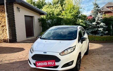 Ford Fiesta, 2017 год, 830 000 рублей, 3 фотография