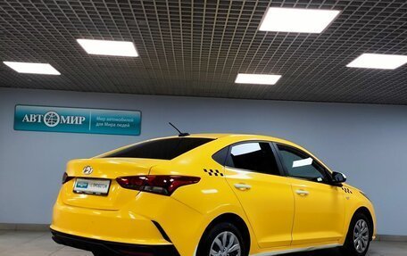 Hyundai Solaris II рестайлинг, 2021 год, 1 230 000 рублей, 5 фотография